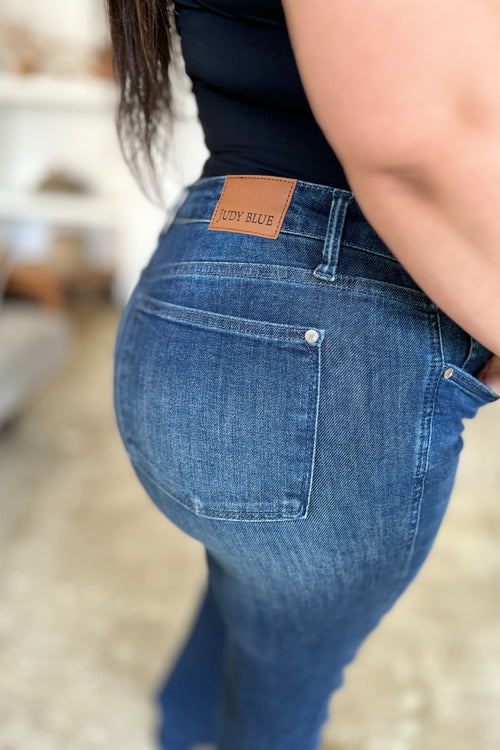 Cute Judy Blue Full Size Tummy Control Straight Jeans