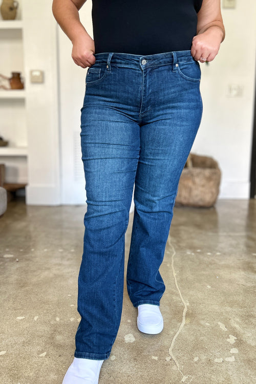 Cute Judy Blue Full Size Tummy Control Straight Jeans