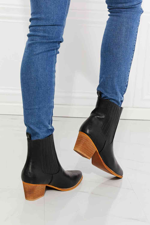 Cute MMShoes Love the Journey Stacked Heel Chelsea Boot in Black4