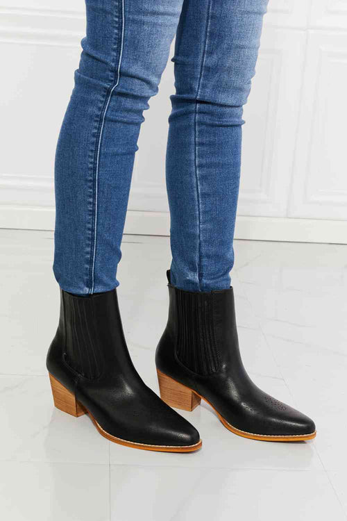 Cute MMShoes Love the Journey Stacked Heel Chelsea Boot in Black3